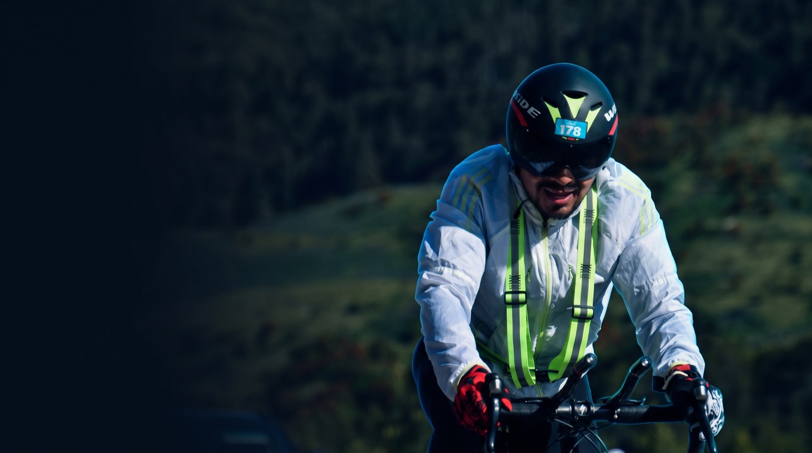 Martinico en bici de montaña